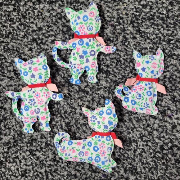 Vintage Kitschy Floral Kitty Cat Christmas Tree Ornaments, set of 4 - Picture 6 of 12